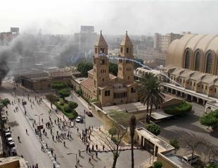 One dead in clashes after funeral of Egypt Coptic Christians