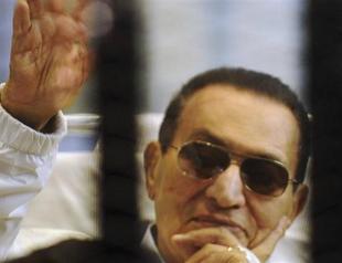 Judge in Mubarak retrial withdraws, case adjourned in seconds