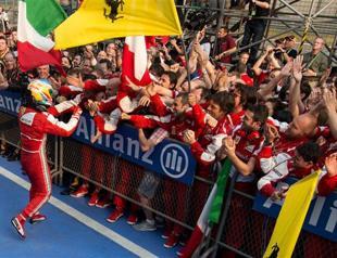 Alonso imperious in Shanghai victory