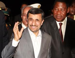 Ahmadinejad says Iran does not need atomic bomb