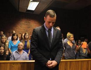 Pistorius freed on bail pending murder trial