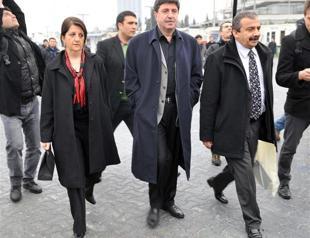 Turkish government eyes PKK ceasefire as the first step for peace