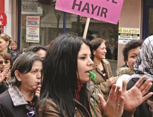Turkish main opposition eyes panel on violence against women