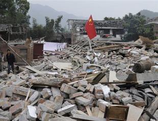 Rescuers struggle to reach China quake zone as toll climbs