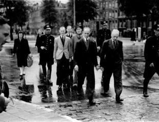 Amsterdam made Jews pay rent while in WWII camps