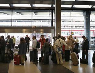 US man departing for Syria via Istanbul arrested on terror charges