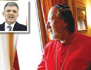 Turkish President Gül includes minority leader on Sweden trip