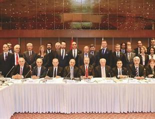 Free trade agreements with US a must: Minister