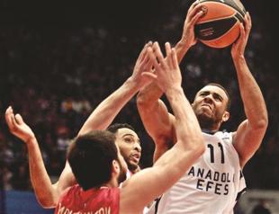 Efes battles for survival against Olympiacos
