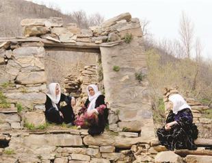 AKP to found Kurdish commission with BDP