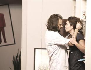 Cult play hits high note despite nearing end