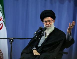 Khamenei condemns Boston bombings, chides US