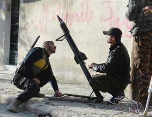 Syria rebels reject Lebanon Salafists jihad call