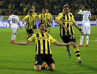 Unstoppable Lewandowski scores four as Dortmund destroys Real Madrid 4-1