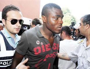 Ex-Fenerbahçe striker Emenike cleared of match-fixing charges