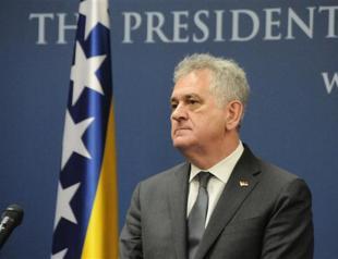 Serbia president apologises for Srebrenica massacre