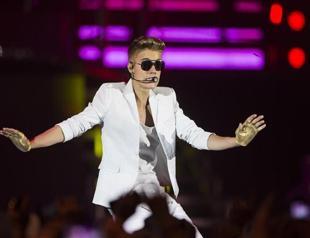 Drugs found on Justin Biebers tour bus in Sweden