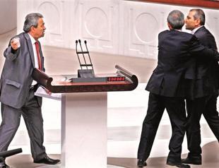 Turkish minister files case against deputy for verbal attack