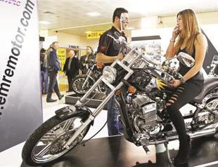 Motor and bike lovers meet in Istanbul fair