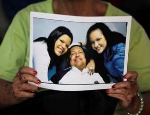 Chavez breathing woes worsen: govt