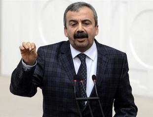 ‘Prime Minister on the phone’ joke irks commission