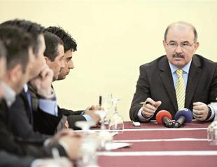 Ruling AKPs Çelik warns of peace bid provocation