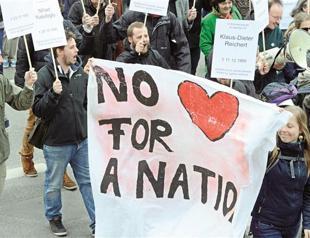 Germany stages neo-Nazi exhibit