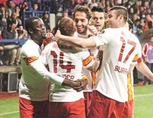 Galatasaray out to retain league title in front of sell-out crowd