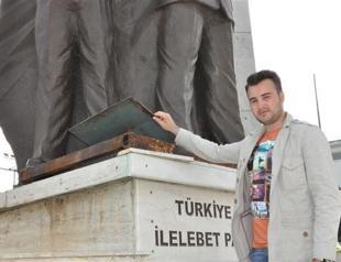 Thieves attempt to steal one-ton Atatürk statue