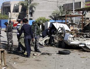 Car bombs kill 18 at Iraq Shiite mosques