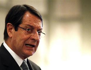 Greek Cyprus will not quit the euro, vows president