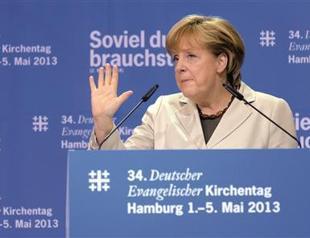 Merkel in lowest amid scandals