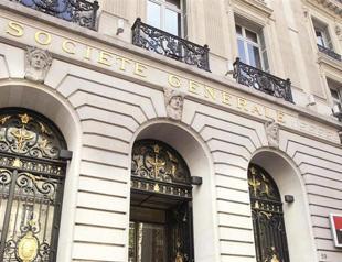 French banks vow to avert negative outlook