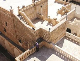 Turkey-based tourists travel less, spends more: TÜİK