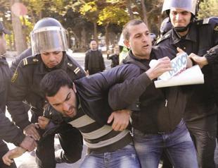 Azerbaijani opposition forms new movement