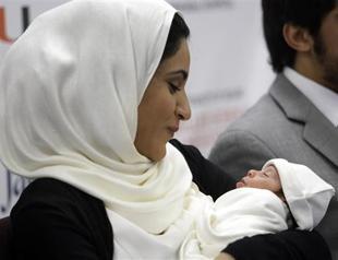 5-organ transplant patient gives birth: baby girl