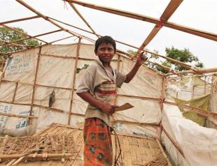 Rohingya boat sinks off Myanmar’s coast