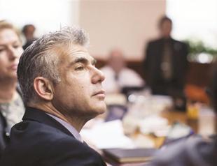 Israel OKs budget draft with large defense cuts