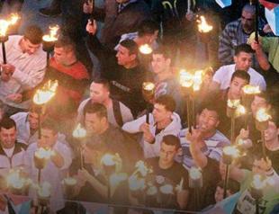 Half of Palestinians are refugees, report shows