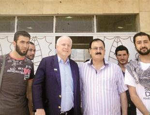 US Senator McCain in Syria but ‘just by a few miles’
