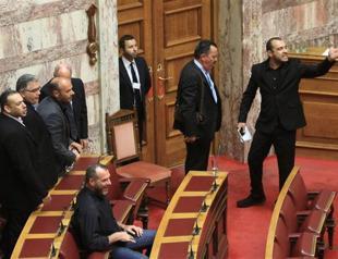 Greek government split over anti-racism bill