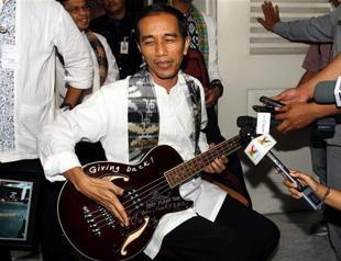 Indonesian governors Metallica guitar confiscated