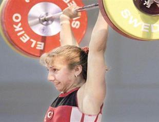 Doping row shadows weightlifting competition in Turkey