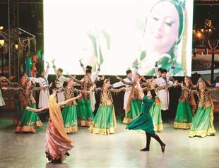 Azerbaijan celebrates Republic’s foundation