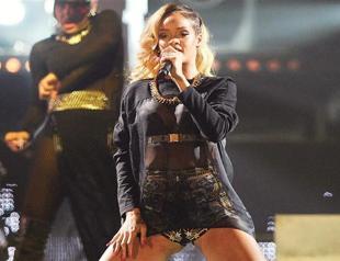 Rihanna on Istanbul stage