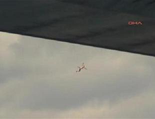 Man jumps off bridge in Istanbul, miraculously survives