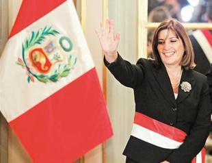 First woman takes FM helmet in Peru