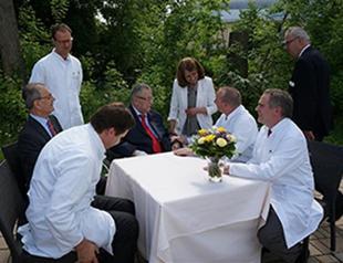 Iraq Presidential Office publishes pictures showing ailing Jalal Talabani recovering from stroke