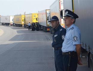 Bulgarian truckers lift Turkey border blockade