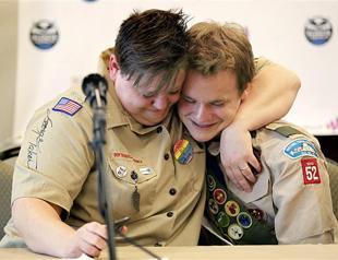 US Boy Scouts to allow gay youths, not leaders